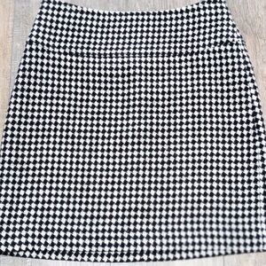 Talbots Monochrome Patterned Pencil Skirt